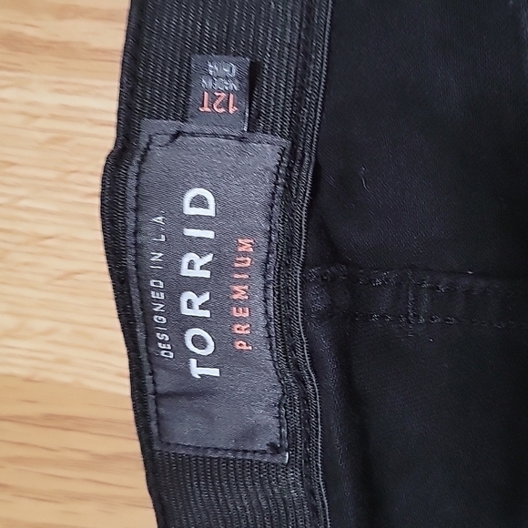 SKY HIGH SKINNY PREMIUM STRETCH HIGH-RISE JEAN size 12 T - Picture 7 of 13